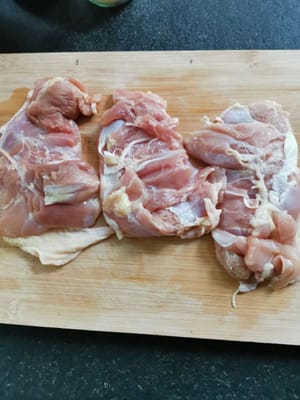 Lavare il pollo e poi asciugarlo