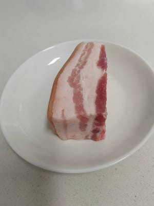 180 g de panceta de cerdo