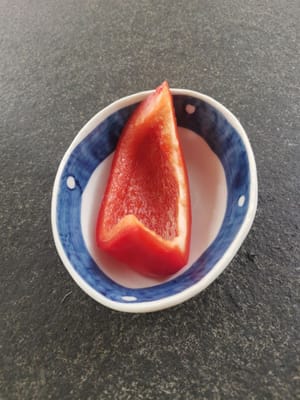 /4 rote Chilis