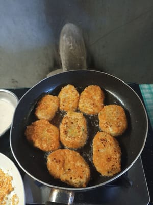 Nuggets talas yang sudah di goreng