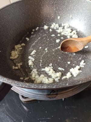soffriggere fino a quando non sarà profumato