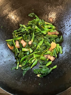 盖上煮约 3 分钟。