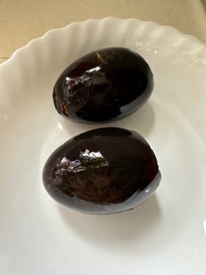 Peel the preserved eggs.