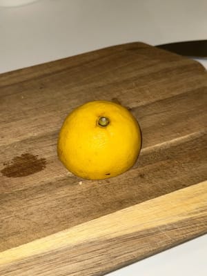 scorza e succo di limone