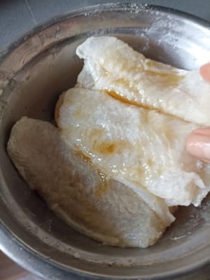 añadir 1 cucharadita de aceite de sésamo.