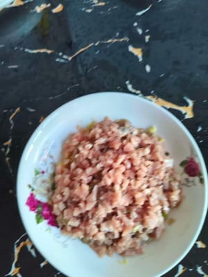 肉末50克備用。