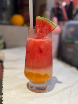 Add watermelon as decoration, and the watermelon mango is done