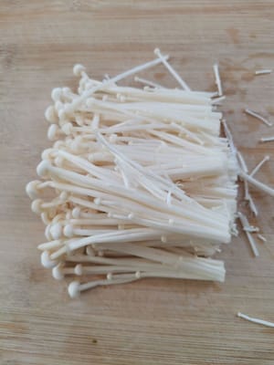 金针菇（切小块）
