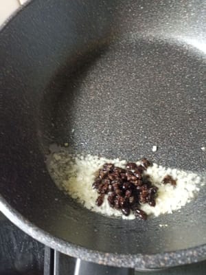 Tambahkan preserved beans