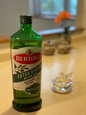 2 cucharadas de aceite de oliva para freír cebolla y rodajas de cerdo