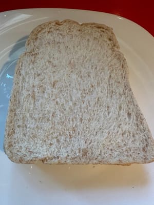 tranche de pain grillé