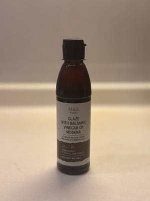 un filet de vinaigre balsamique