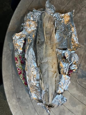 Desenvuelva el papel de aluminio