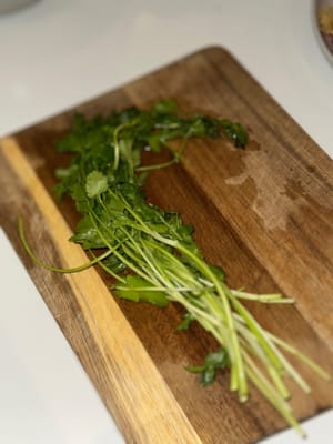 香菜（切碎）