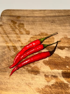 kleine rote Chilischoten