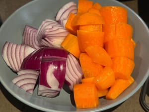 Una carota + cipolla