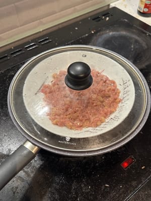 Place in steam pot with boiling water. Let steam for 8 minutes