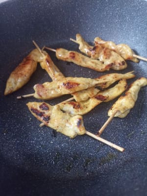 Comme ça, c'est cuit pour le poulet satay