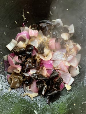 Add in fungus & continue to fry for 2 minutes