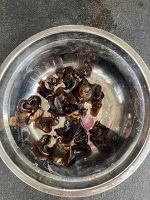 Wash and soak fungus for 20 minutes