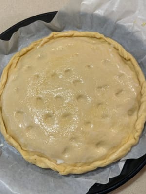 用指尖輕輕施壓