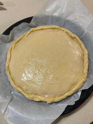 之後，塗上一層牛奶，烤至漂亮的焦糖色。