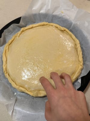 用指尖輕輕施壓