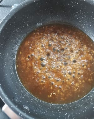 dann rühren, bis die Sauce leicht eindickt