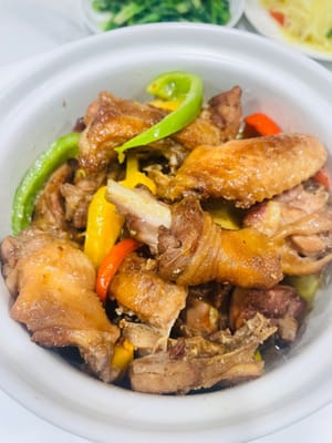 Ayam panggang dengan jahe dan bawang