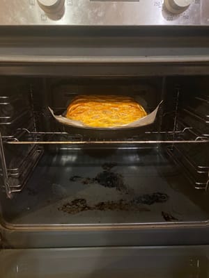 อบประมาณ 35 นาที หรือจนกว่าจะเห็นสีเหลืองทอง