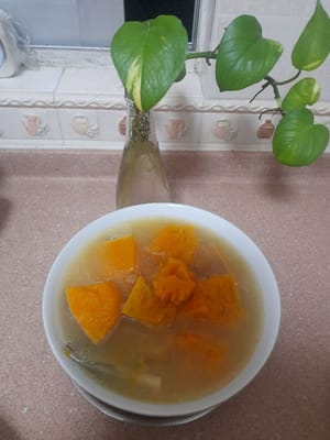 La zuppa è cotta e pronta per essere servita
