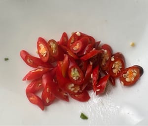 小辣椒切斜刀备用，