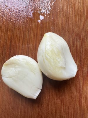 2 cloves of garlic