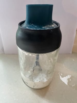 seasoning, salt, oil, sugar, cornstarch, cooking wine, olive oil, soy sauce,