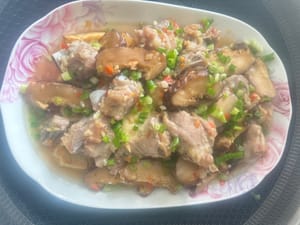 撒上葱花即可。