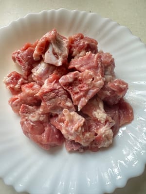 spareribs.