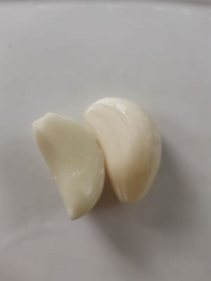 clove of garlic