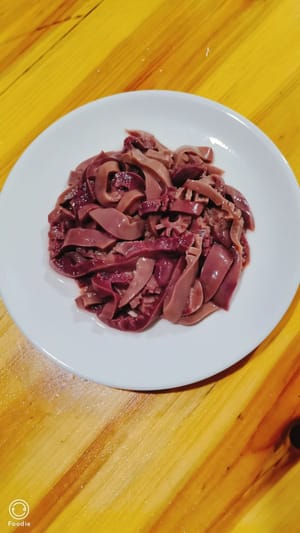 浸泡好用清水多清洗幾次撈起擠乾水分備用