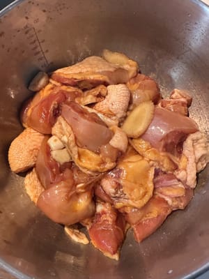 Rub until the sauces are absorbed. Let marinate for 40 minutes