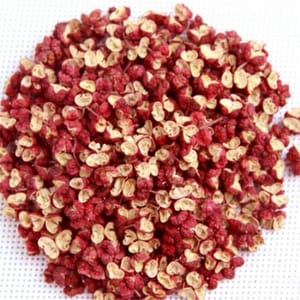 พริกแดงประมาณ 10 เม็ด