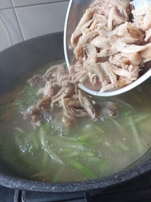 加入湯中