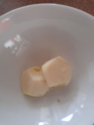 garlic fruit