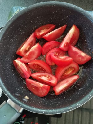 lalu goreng tomatnya