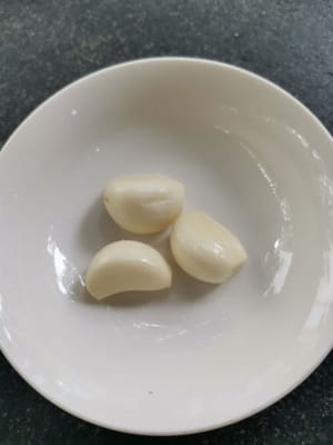 Knoblauchzehe