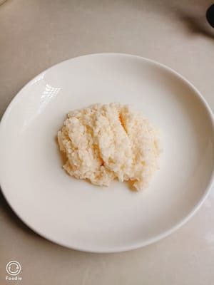 山药碎沫20克。