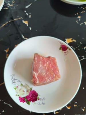 新鮮豬肉200克