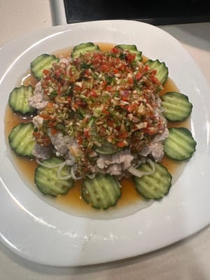 สุดท้าย ราดซอสลงไปก็เสร็จเรียบร้อย!