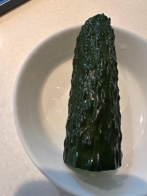 แตงกวาครึ่งลูก