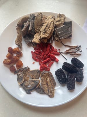 Cordyceps, deer antler, blue dates, longan, wolfberry, as you like.