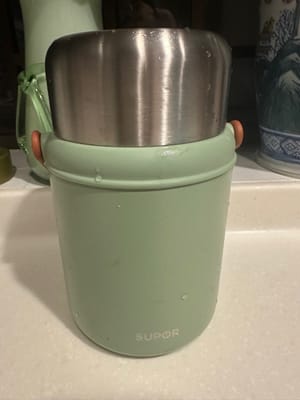 盖好盖子过夜，一般都是晚上做好，早上吃比较适合